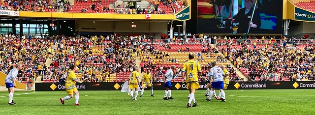 记者：丘库埃泽目前最有可能去富勒姆，土超俱乐部没报价